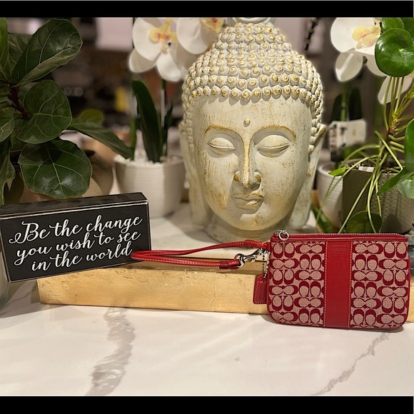 Vintage New Coach Red Signature Logo Leather & Canvas Wristlet with Duster Bag. - Picture 11 of 13